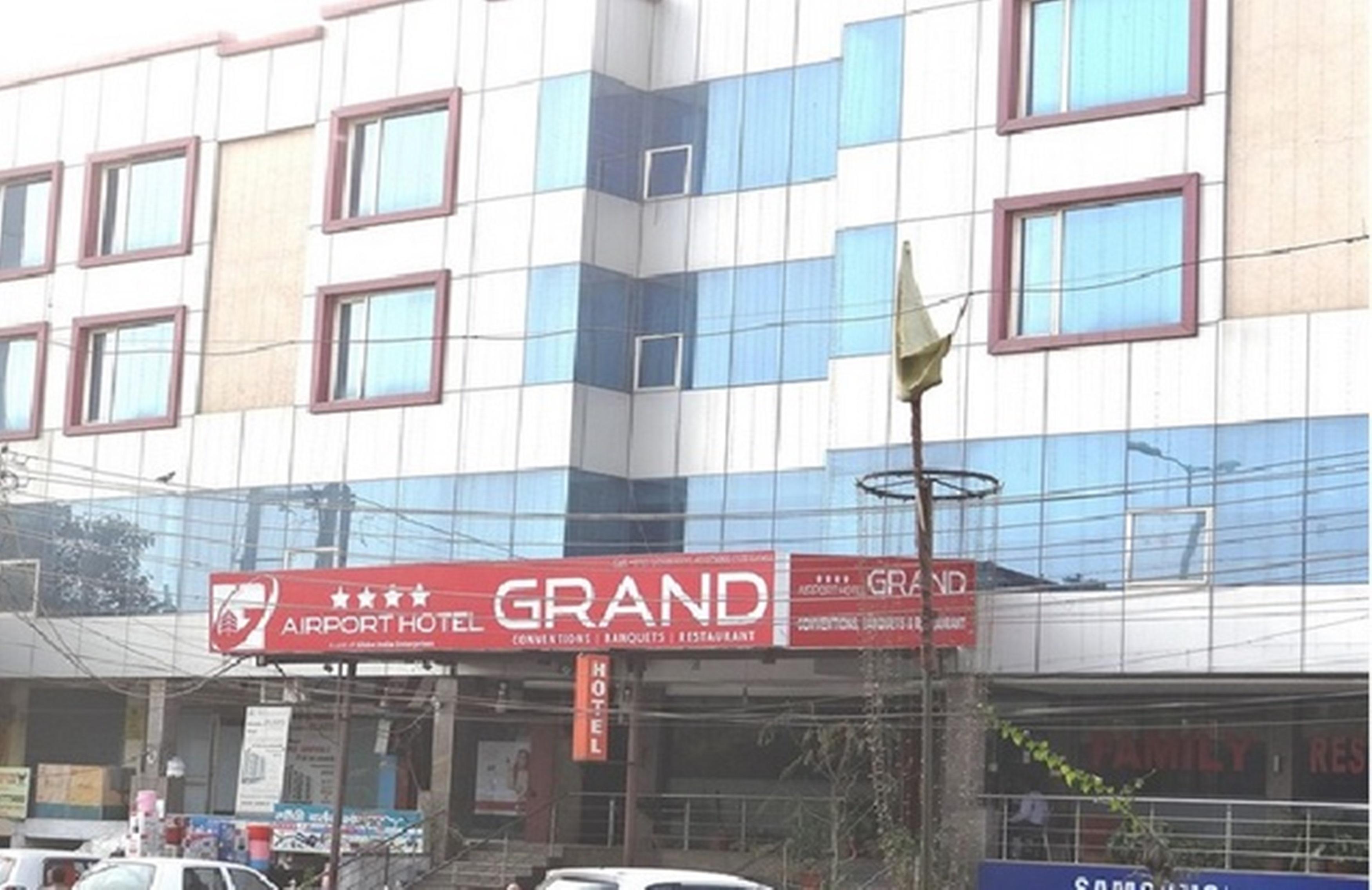 ทรีโบ แอร์พอร์ต แกรนด์ Hotel นิวเดลี ภายนอก รูปภาพ