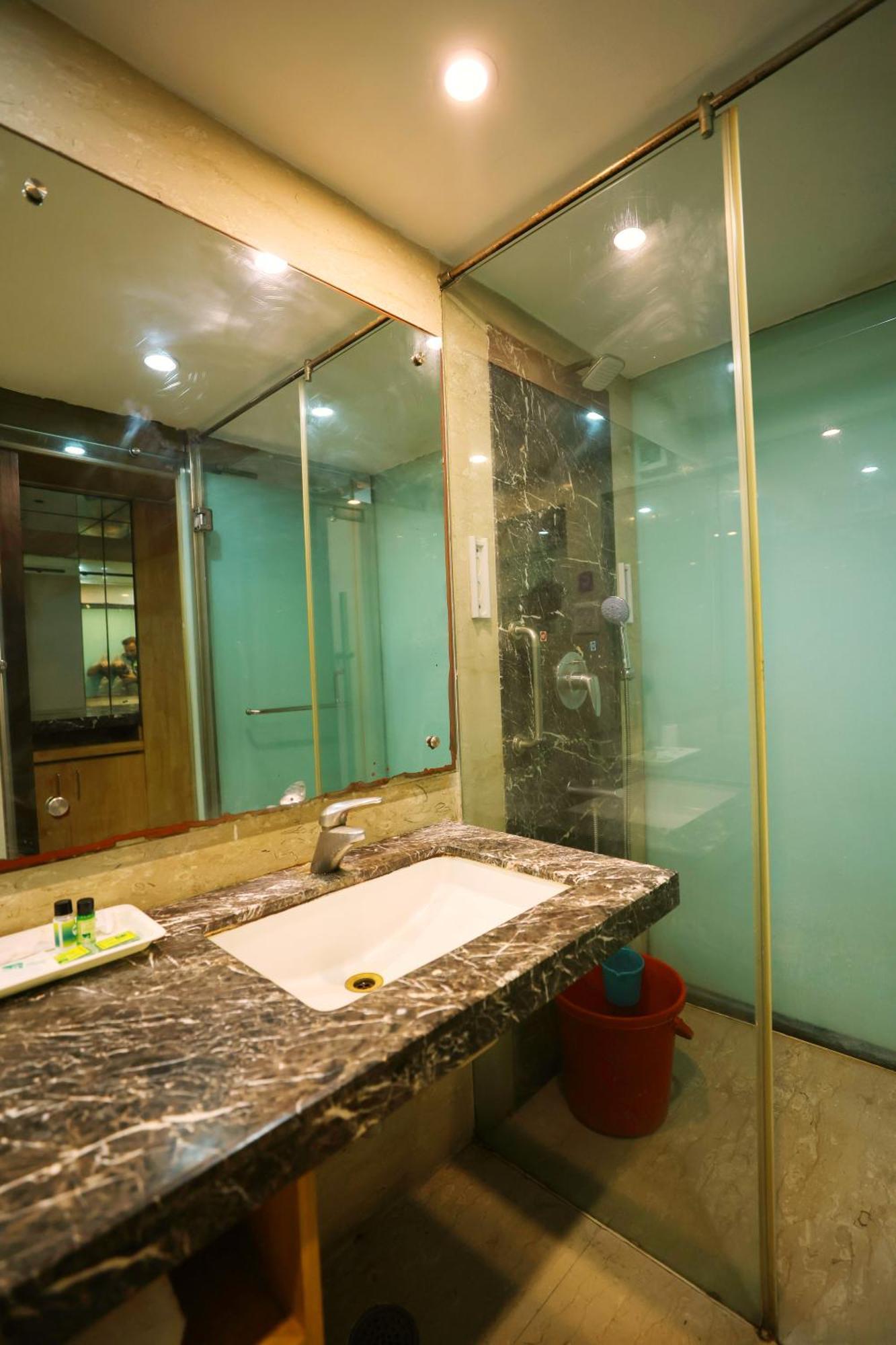 ทรีโบ แอร์พอร์ต แกรนด์ Hotel นิวเดลี ภายนอก รูปภาพ