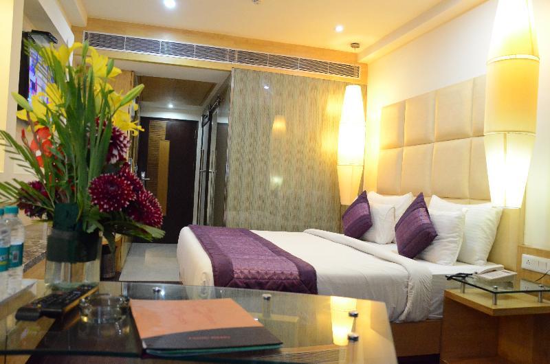 ทรีโบ แอร์พอร์ต แกรนด์ Hotel นิวเดลี ภายนอก รูปภาพ